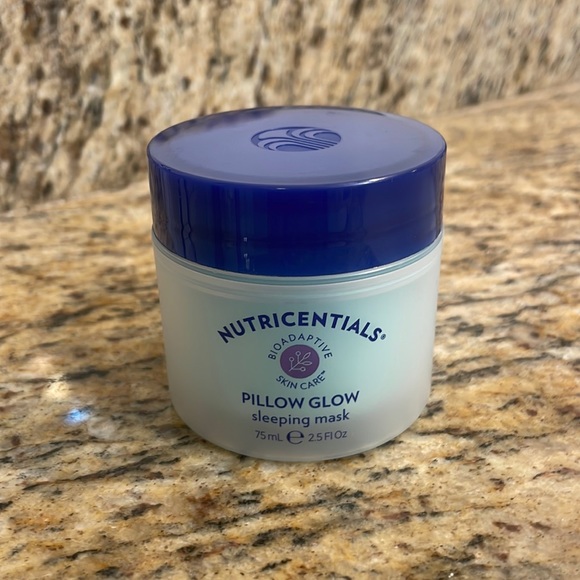 NuSkin Skincare Nuskin Nutricentials Pillow Glow Sleeping Mask